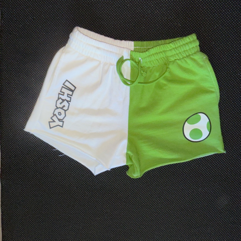 Nintendo Super Nintendo World Joshi Green and White Shorts